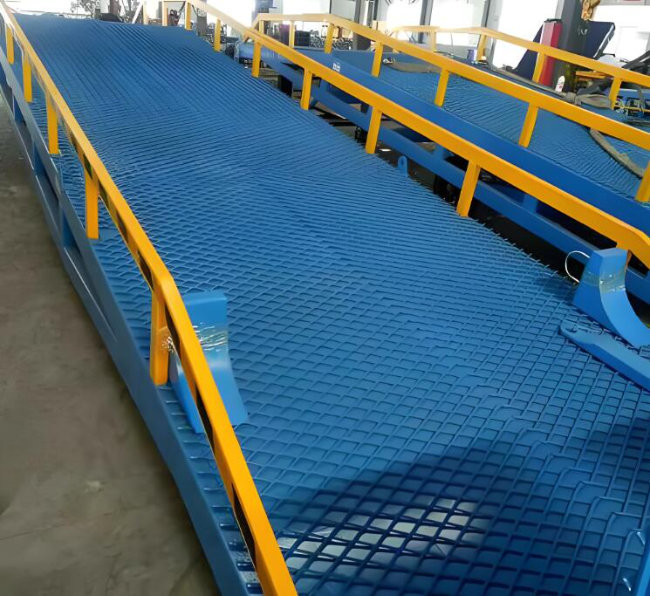 腾冲移动式液压登车桥